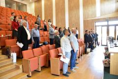 Intonarea ”Imnului Munților Carpați” (versuri de Adrian Păunescu)